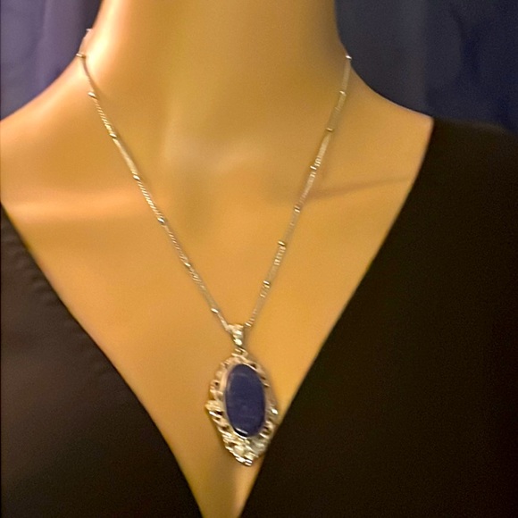 Lapis Lazuli Necklace - Picture 3 of 4